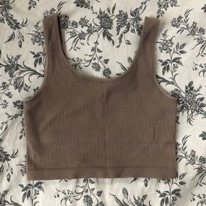 Ribbed Workout Top